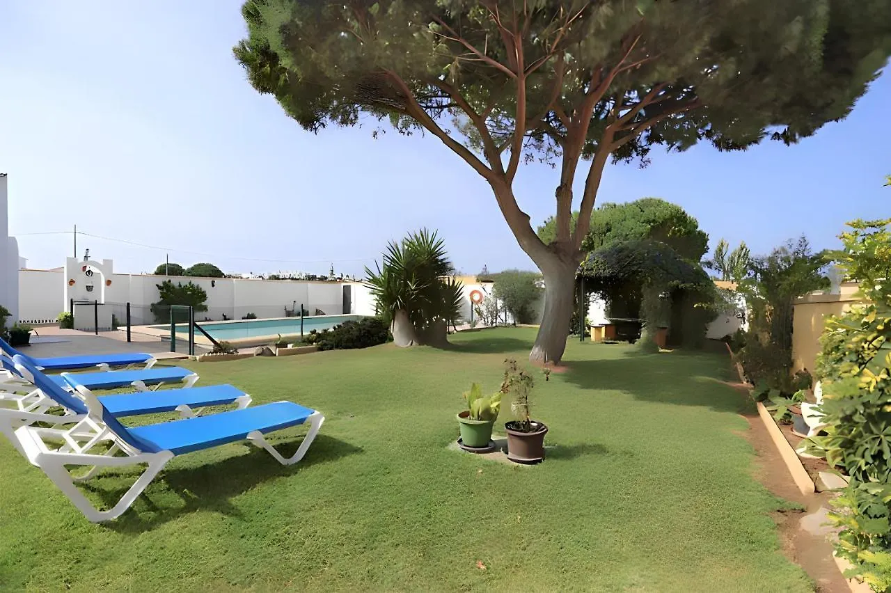 Chalet Con Piscina Privada Y Barbacoa Solo Familias Conil De La Frontera Spain