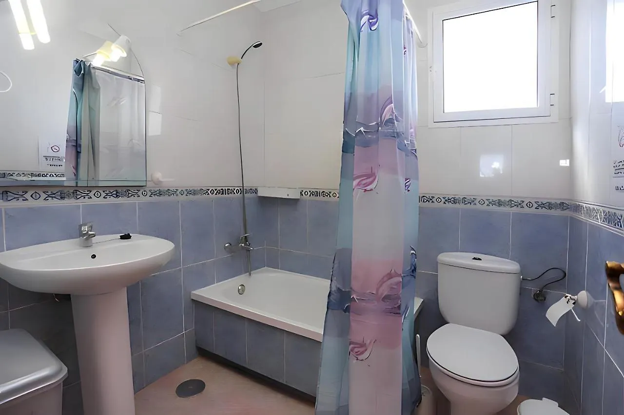 Holiday home Chalet Con Piscina Privada Y Barbacoa Solo Familias Conil De La Frontera